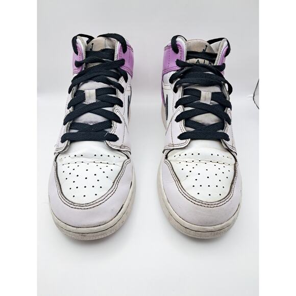 Size 6.5Y | 8W - Jordan 1 Mid Barely Grape (GS) - DQ8423-501 - Picture 3 of 9